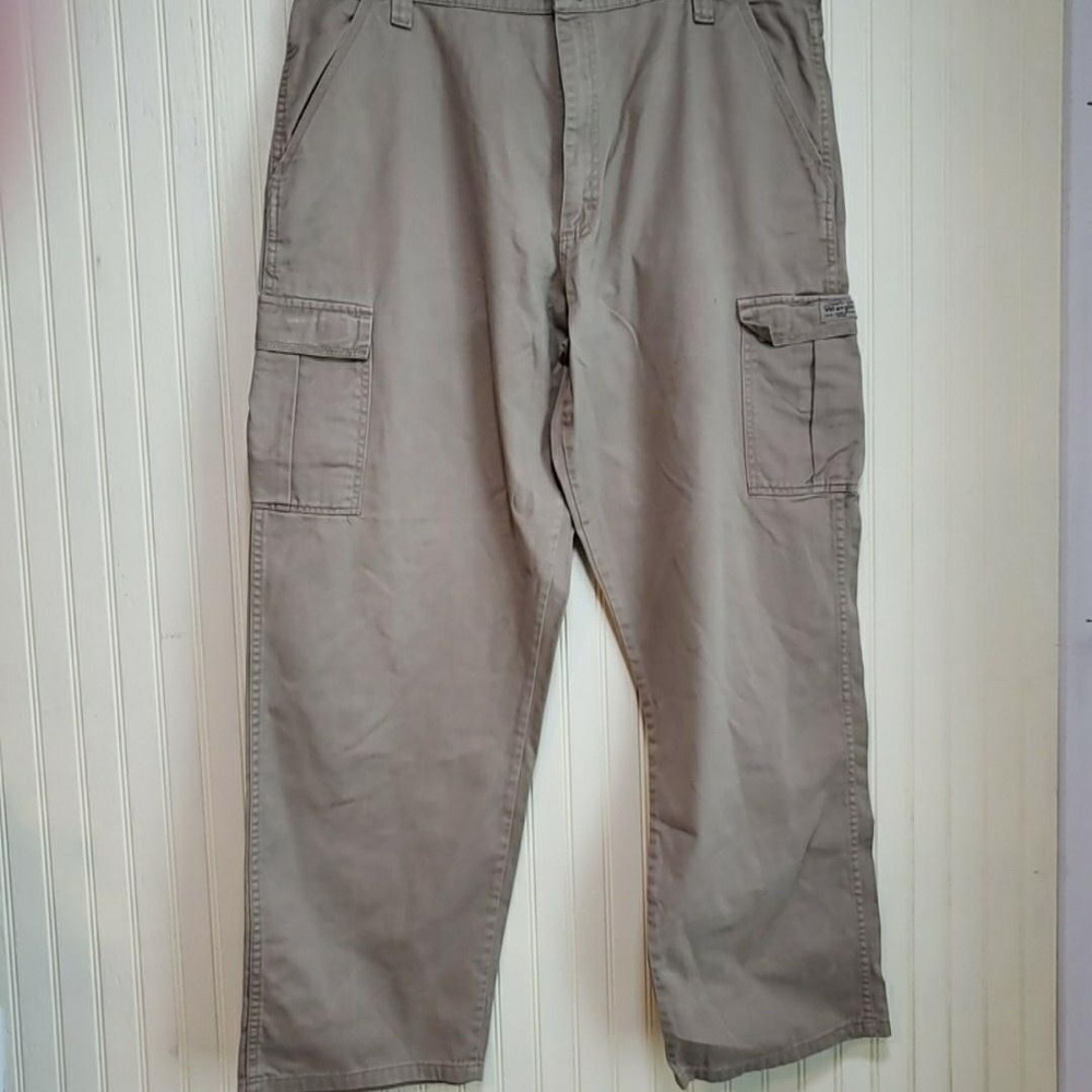 Wrangler Cargo Pants Mens 42x32 Beige Relaxed Fit Utility Workwear Pockets